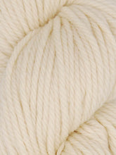 Load image into Gallery viewer, QUEENSLAND FALKLAND CHUNKY