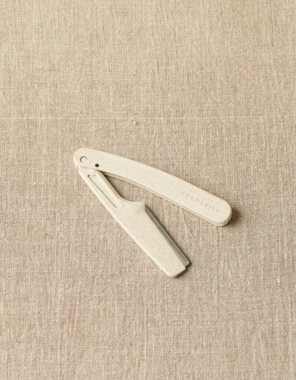Cocoknits - Fuzz off Comb
