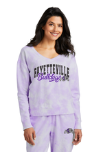 Load image into Gallery viewer, FAYETTEVILLE BULLDOGS _ Ladies Beach Wash® Cloud Tie-Dye Fleece Sweatshirt and Sweatpant
